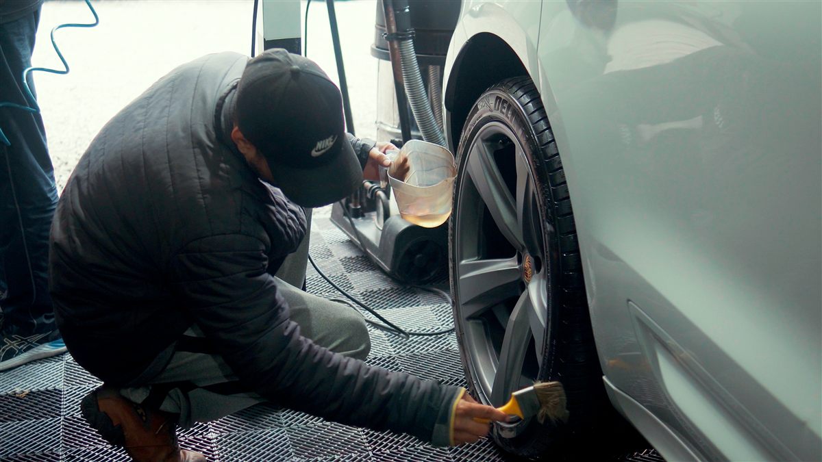 Limpeza profissional de rodas — Arnold's